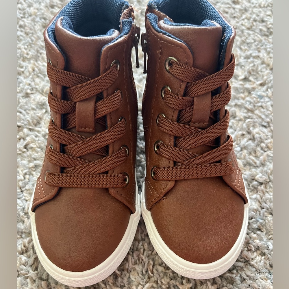 Cat & Jack Brown Rylan Sneakers